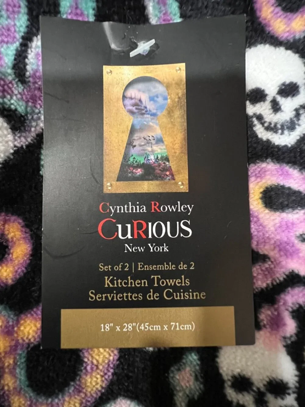 Cynthia rowley curious halloween kitchen towels set of 2 skulls snakes 18x28 NEW